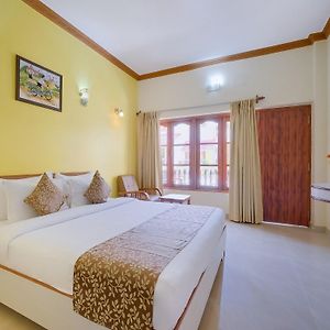 Courtyard View Room